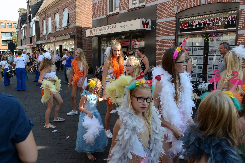 ../Images/Zomercarnaval Noordwijkerhout 2016 162.jpg